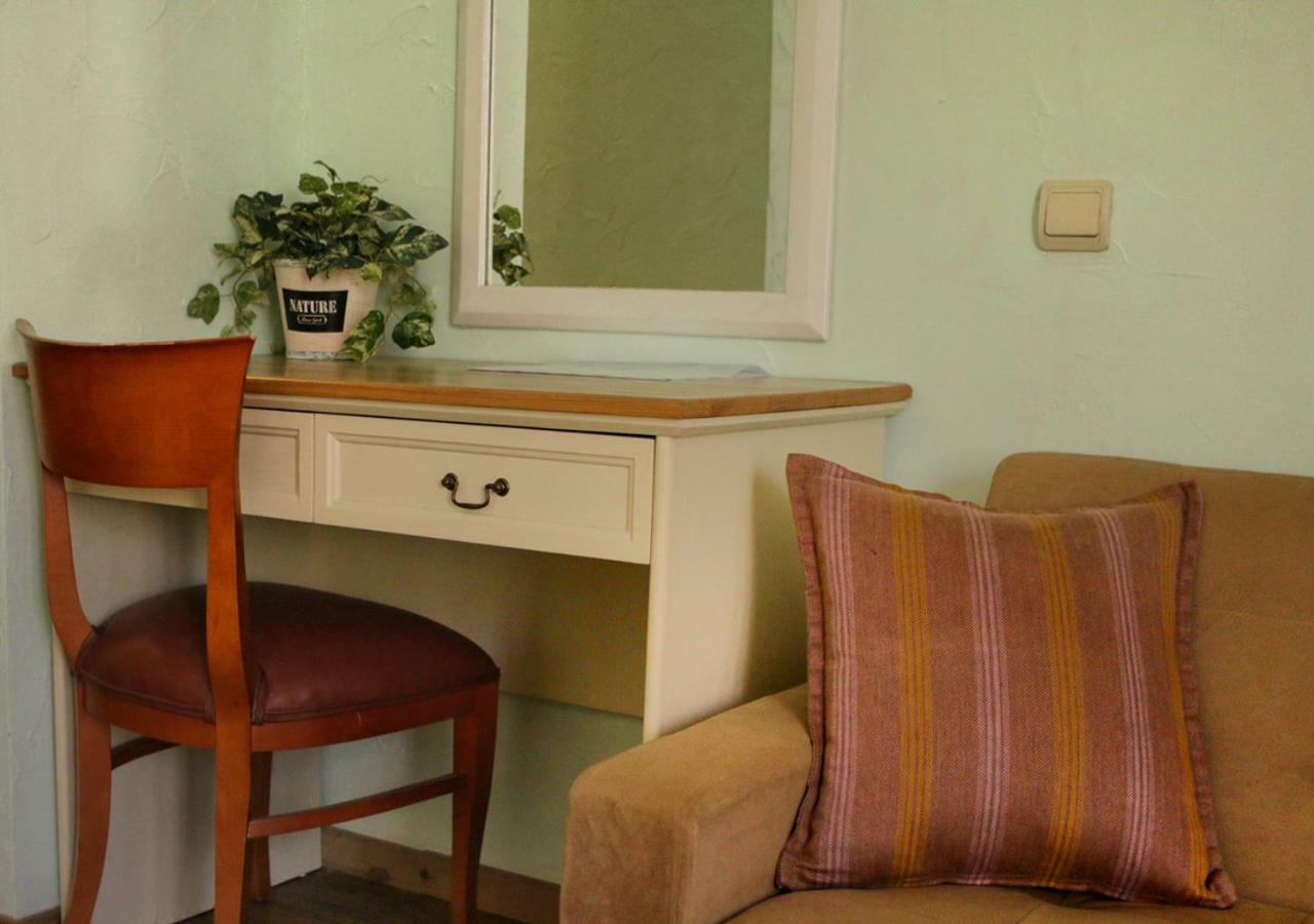 Green Hotel Alexander Palace Софія Екстер'єр фото