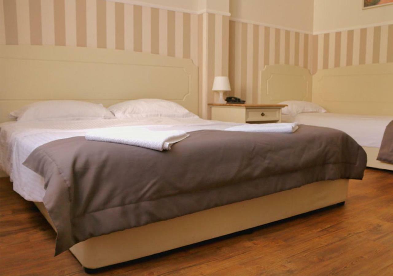 Green Hotel Alexander Palace Софія Екстер'єр фото
