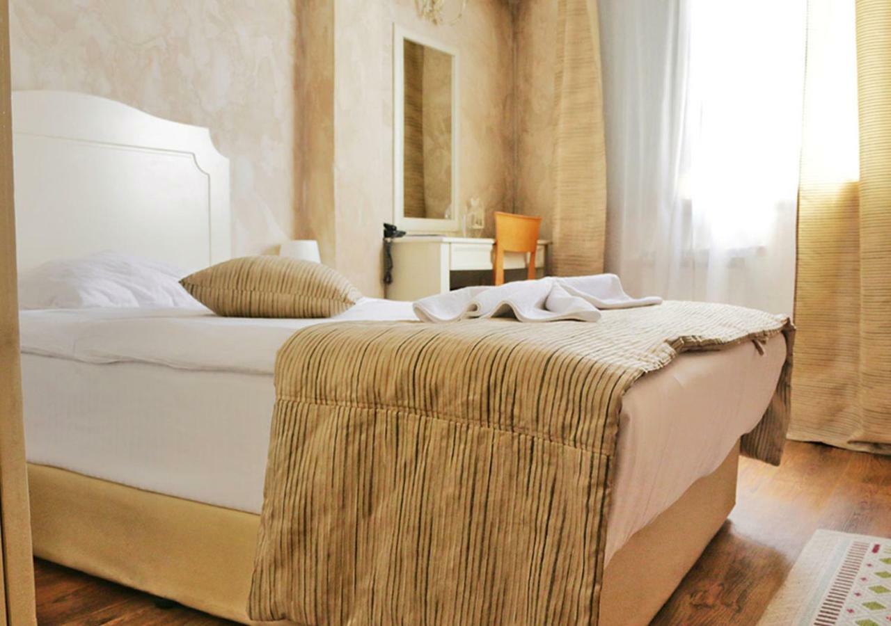 Green Hotel Alexander Palace Софія Екстер'єр фото