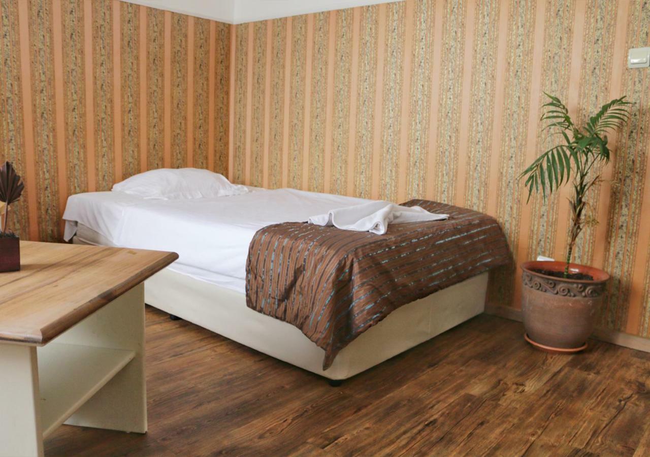 Green Hotel Alexander Palace Софія Екстер'єр фото